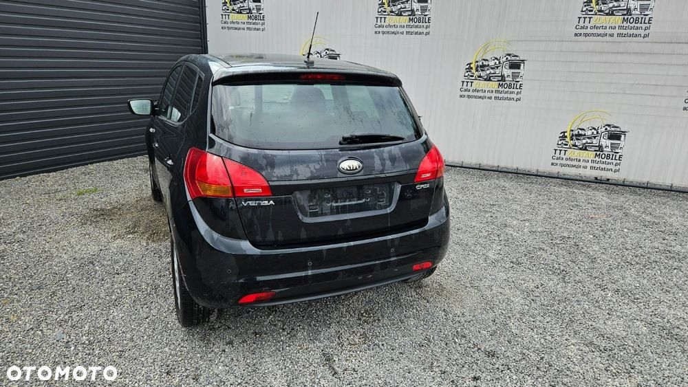 Kia Venga - 16