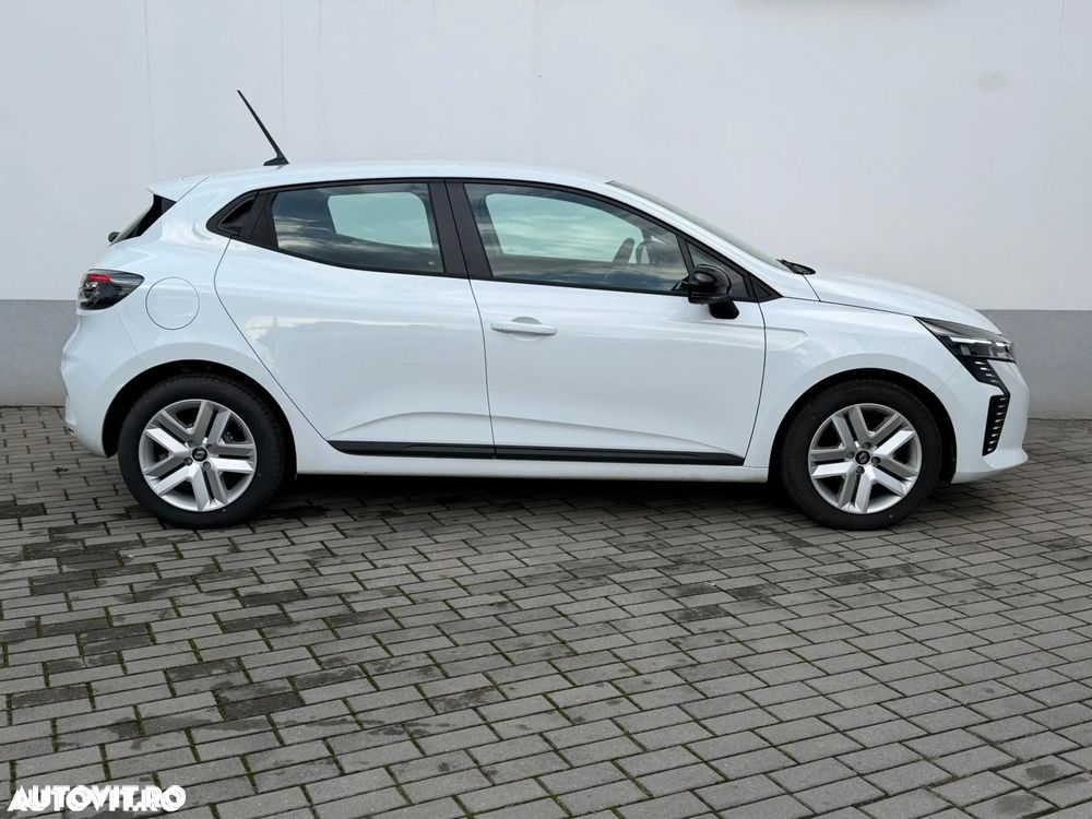 Renault Clio - 17