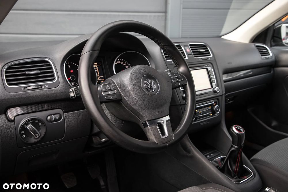 Volkswagen Golf Variant - 20