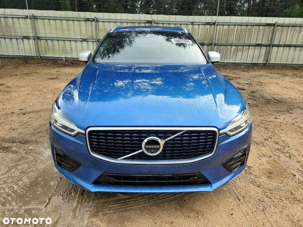 Volvo XC 60 T6 AWD R-Design - 3