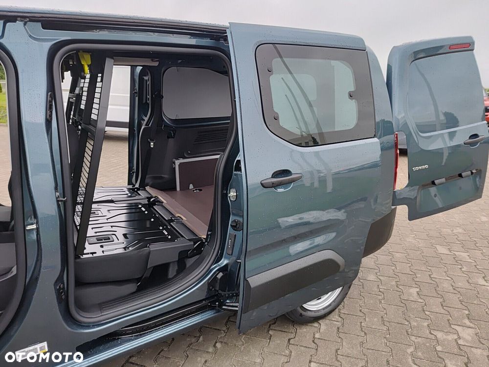 Opel Combo Cargo Combo Cargo Załogowy XL Diesel 131 KM Automat - 26