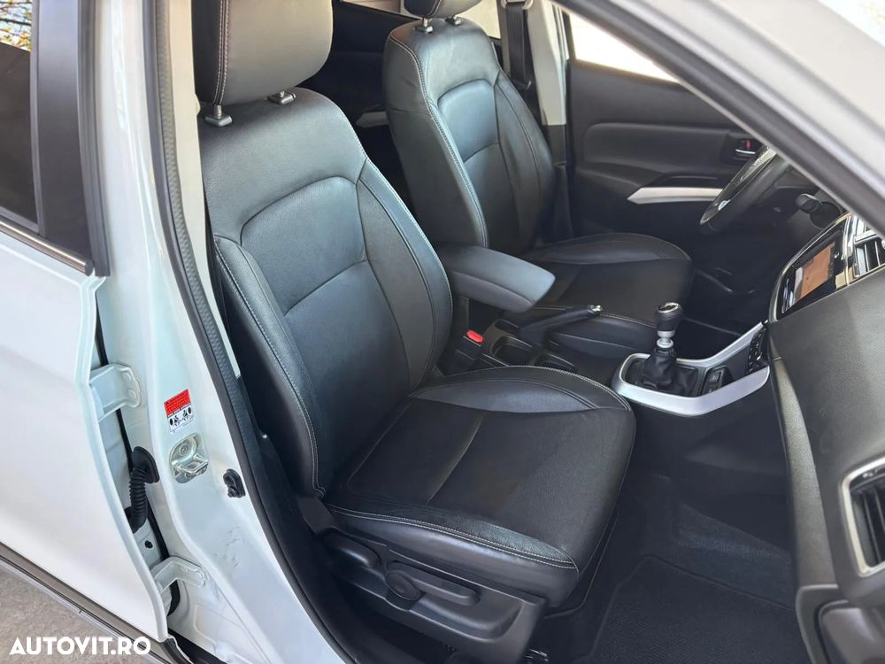 Suzuki SX4 S-Cross 1.4 Boosterjet Hybrid Comfort - 24