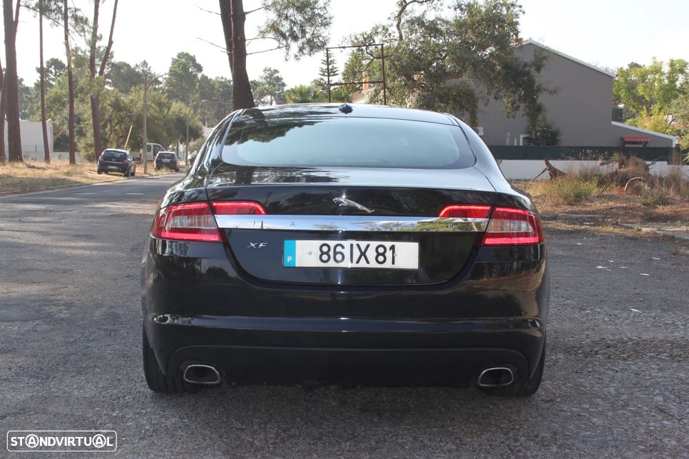 Jaguar XF 3.0 D V6 S Premium Luxury - 39