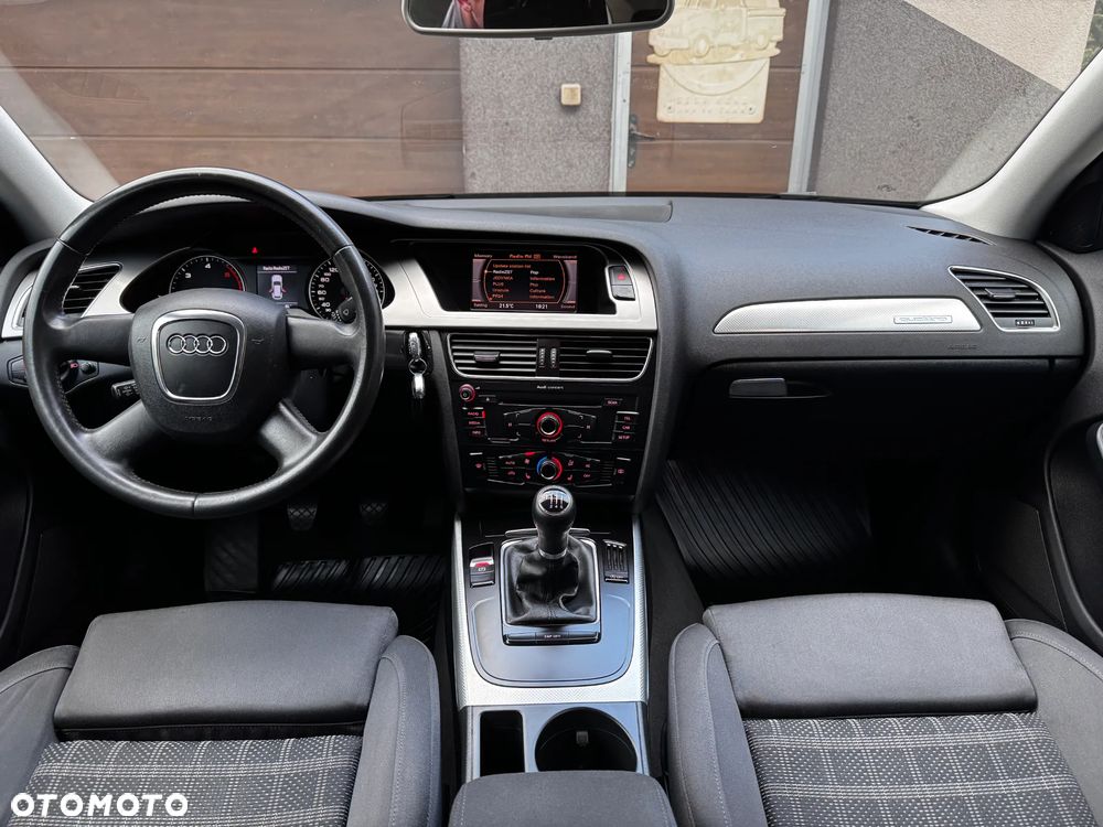 Audi A4 Avant 2.0 TDI DPF quattro Ambition - 14