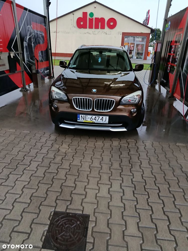 BMW X1 xDrive18d - 12