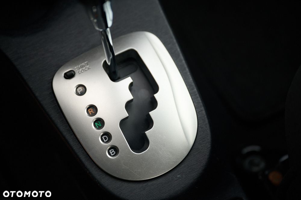 Toyota Yaris Hybrid 100 Premium EU6 - 39