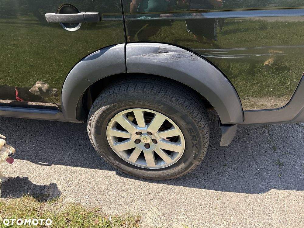 Land Rover Discovery - 4