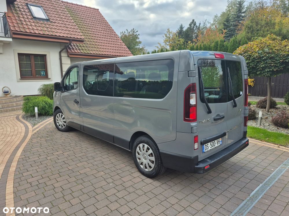 Renault Trafic - 17