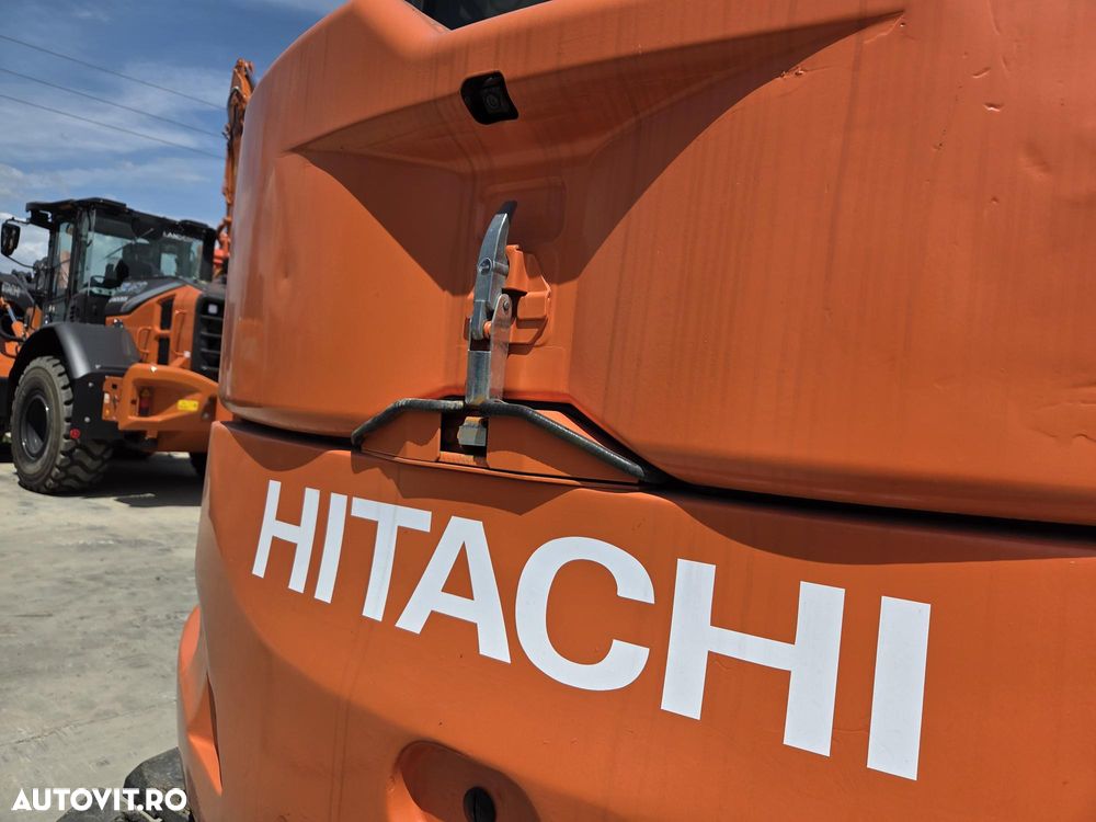 Hitachi ZX85-6, 2022, 2.491h, Masa operationala 8,6t, cupla rapida HIDRAULICA+3 CUPE NOI, senile paduri cauciuc, inst picon si inst rotire pe brate, ad sapare 5m, ridica 3,8t, aer cond, LAMA, STARE FOARTE BUNA, posibil leasing 4 ani-PROMOTIE 62.900 EUR+Tva - 23
