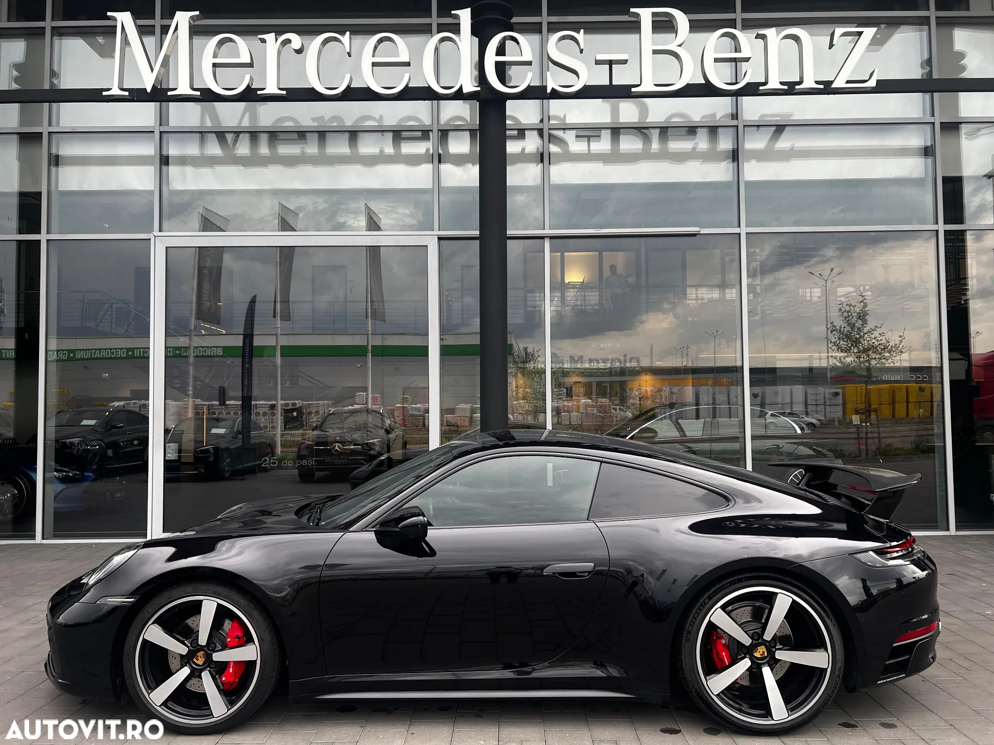Porsche 911 Carrera 4S - 2