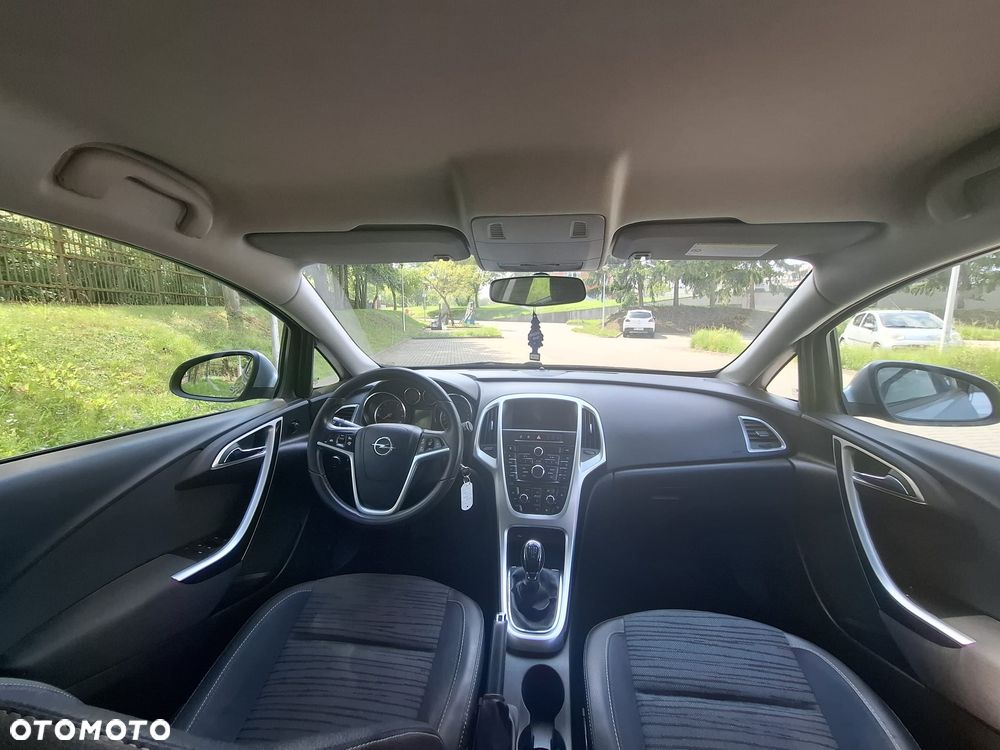 Opel Astra 1.6 Enjoy - 13