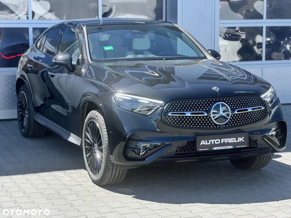 Mercedes-Benz GLC 300 e PHEV 4-Matic AMG Line - 6