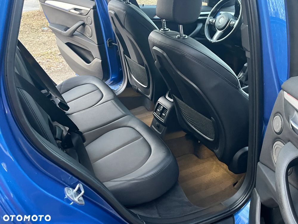 BMW X1 - 17