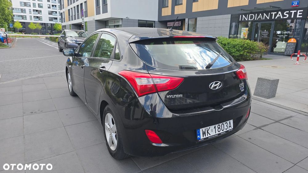 Hyundai i30 1.4 CRDi Comfort - 4