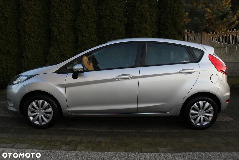 Ford Fiesta 1.25 Silver X (Trend) EU5 - 7