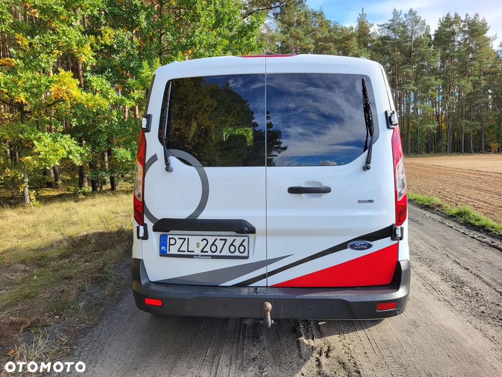 Ford Tourneo Connect 1.5 TDCi Titanium - 23