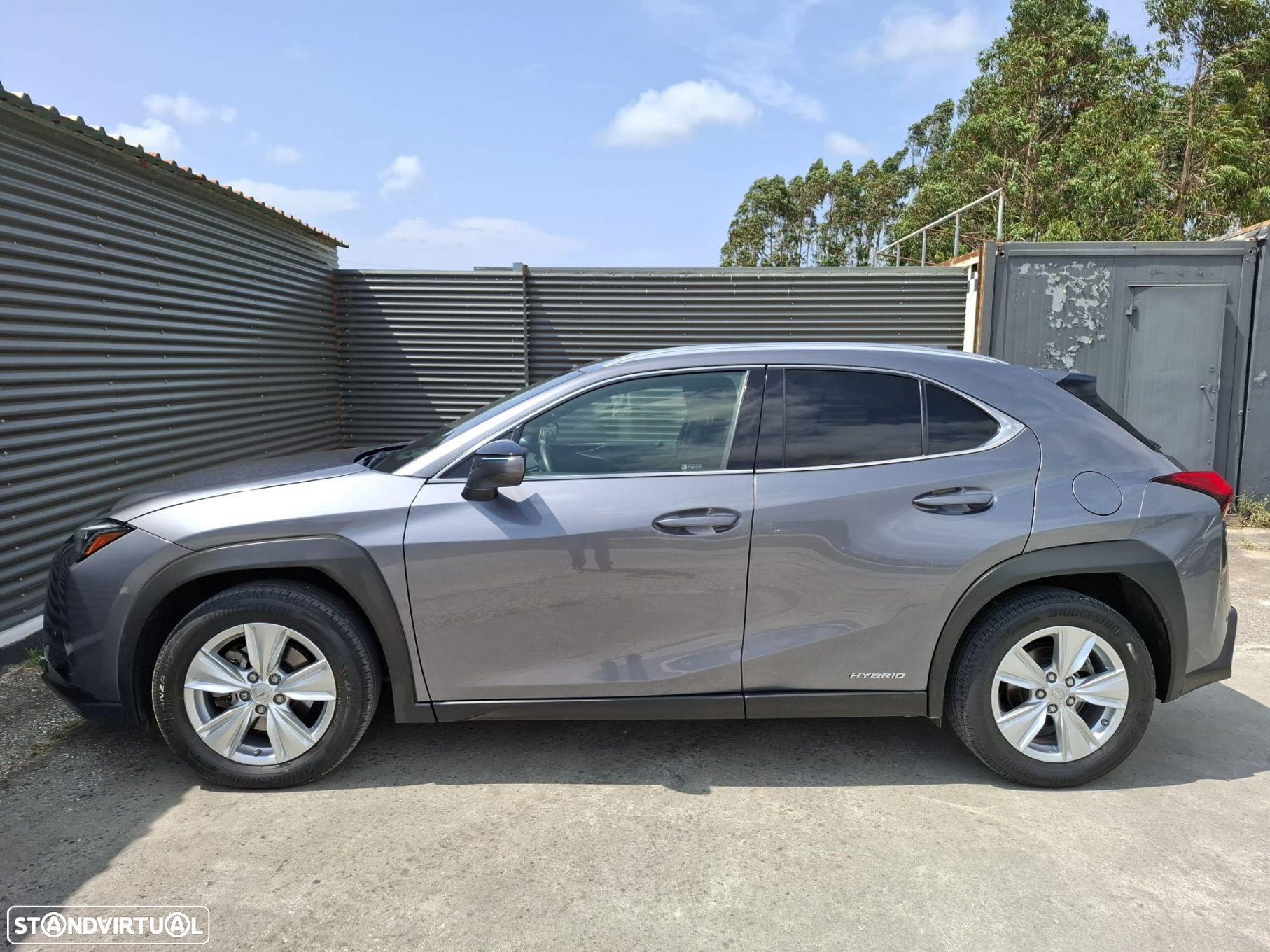 Lexus UX 250h Executive - 12