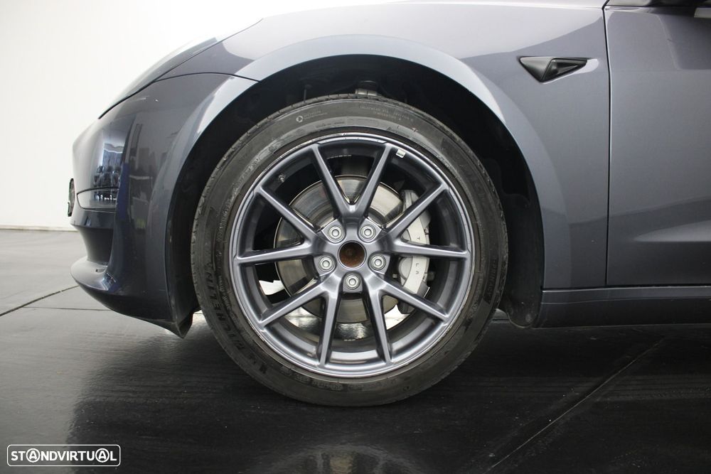 Tesla Model 3 Long Range Tração Traseira - 30