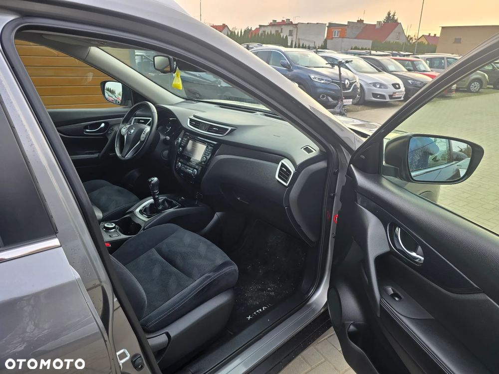 Nissan X-Trail - 11
