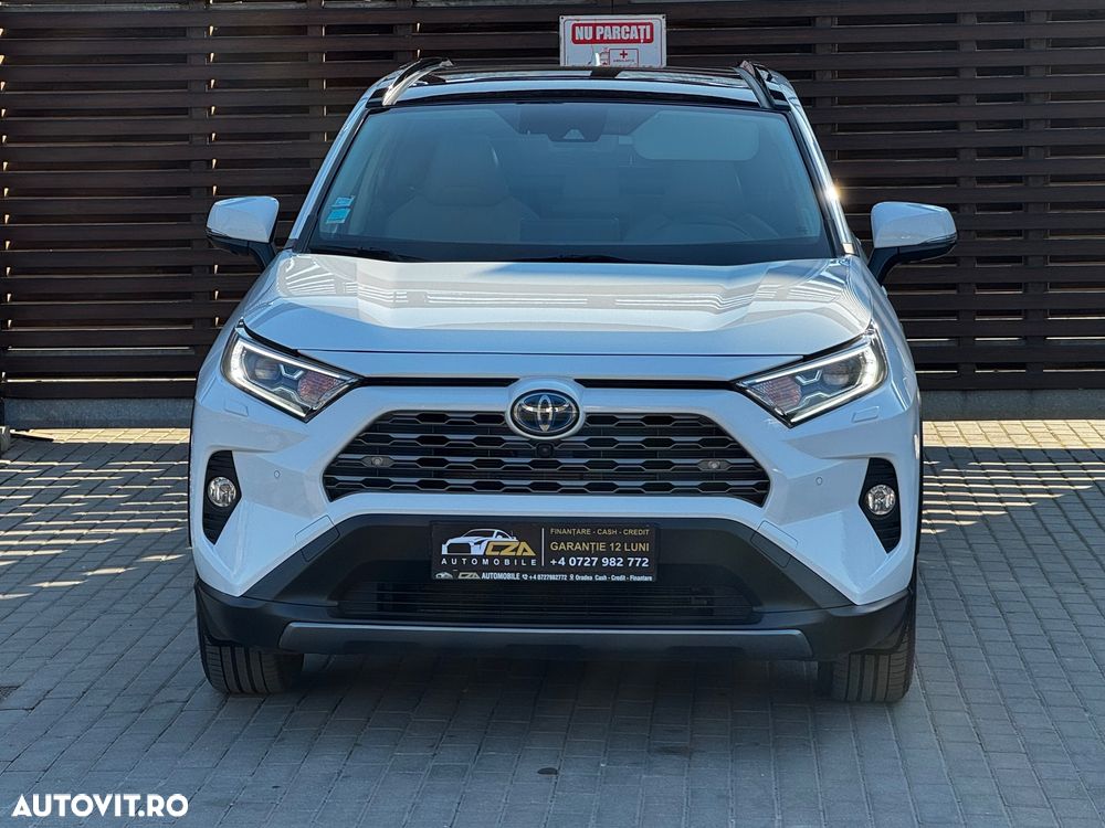 Toyota RAV4 - 1
