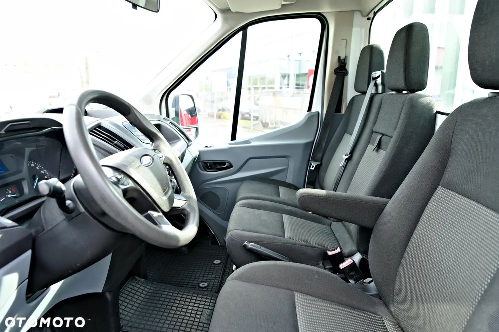 Ford Transit - 10