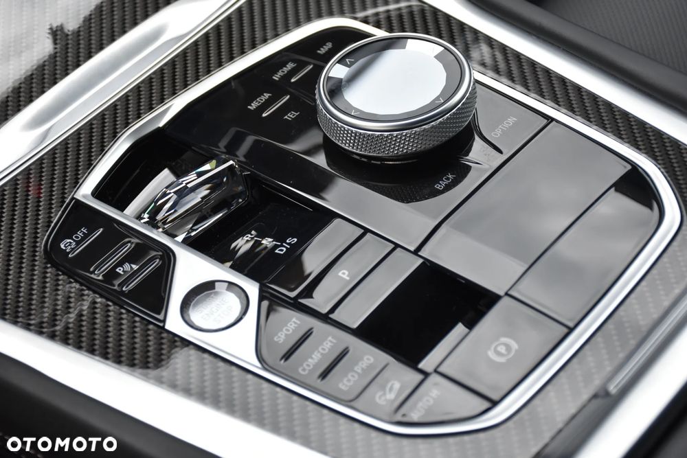 BMW X6 M60i mHEV sport - 25