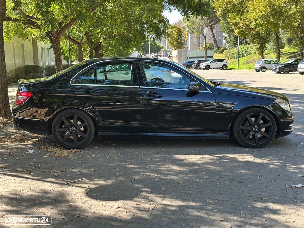 Mercedes-Benz C 350 - 26