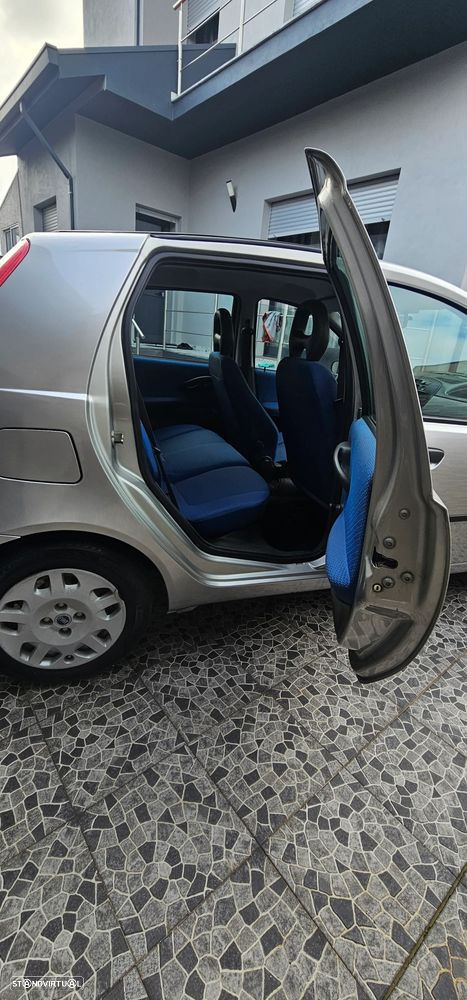 Fiat Punto 1.2 8V Active - 11