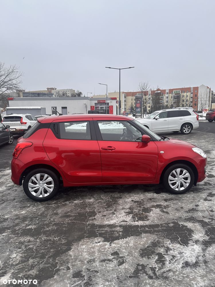 Suzuki Swift - 4