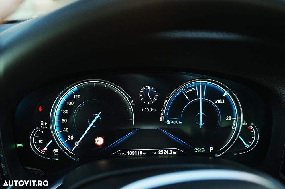 BMW Seria 7 730d xDrive - 27