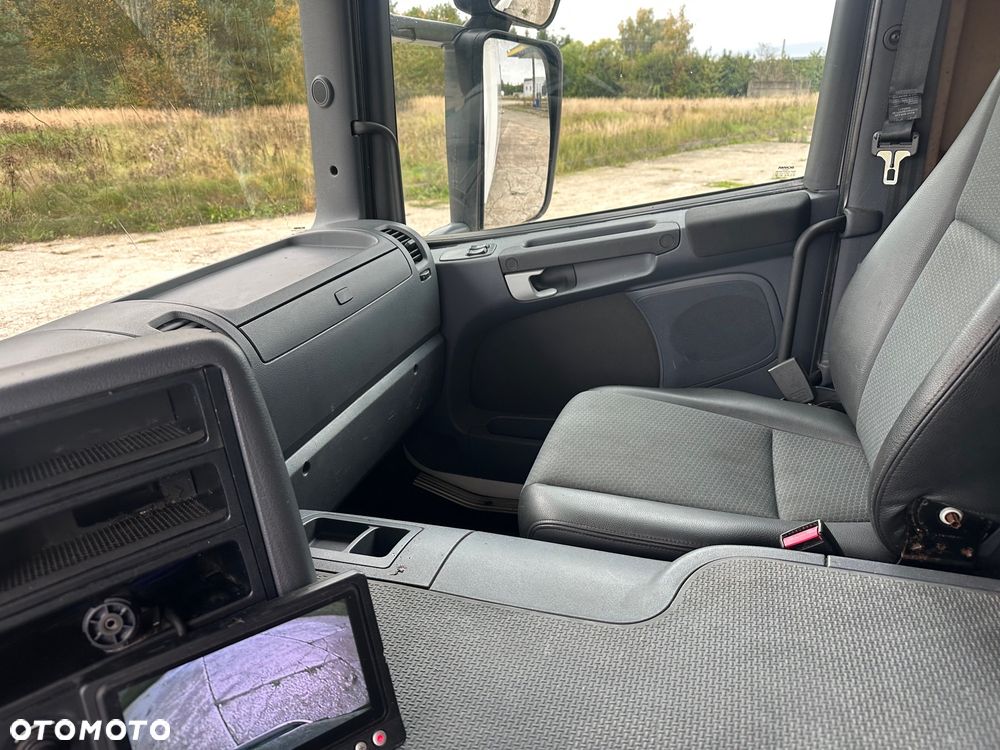 Scania SCANIA P 320 KONTENER 24 PALETY - 21