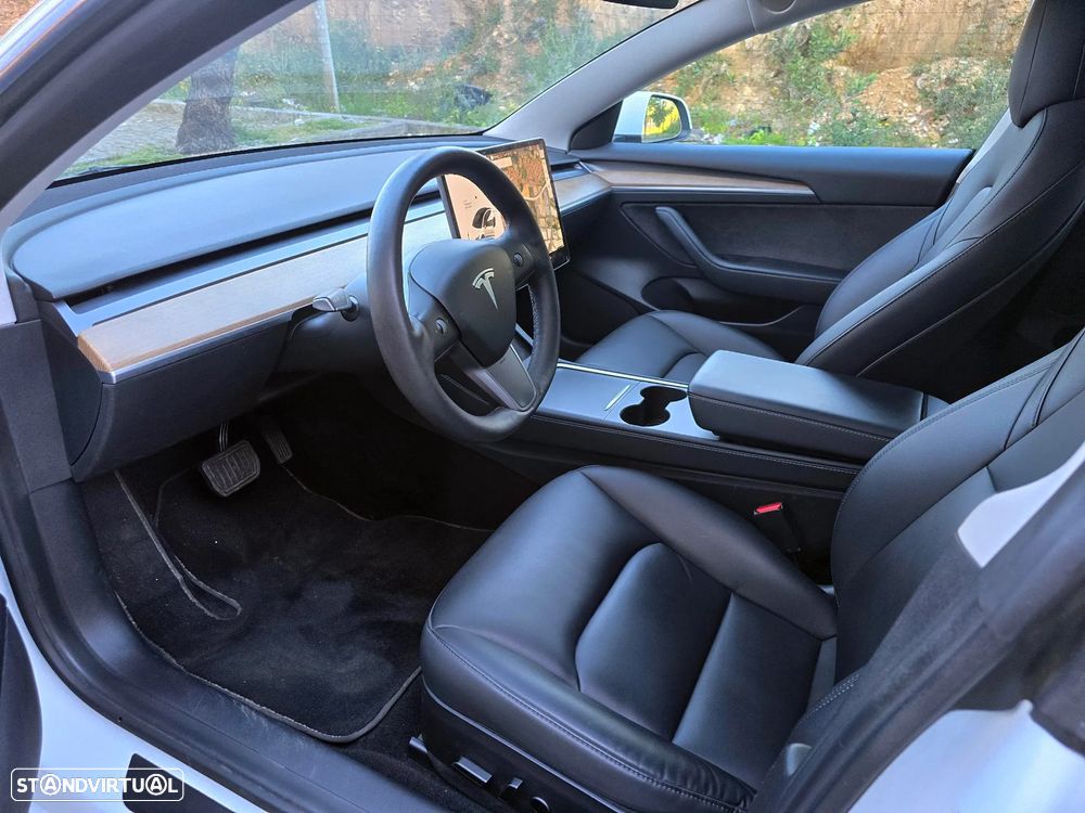 Tesla Model 3 Tração Traseira - 5
