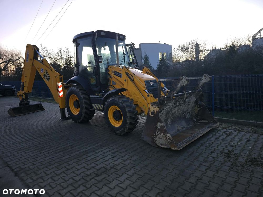 JCB 3CX CONTRACTOR OD NOWOŚCI U NAS SALON POLSKA - 6