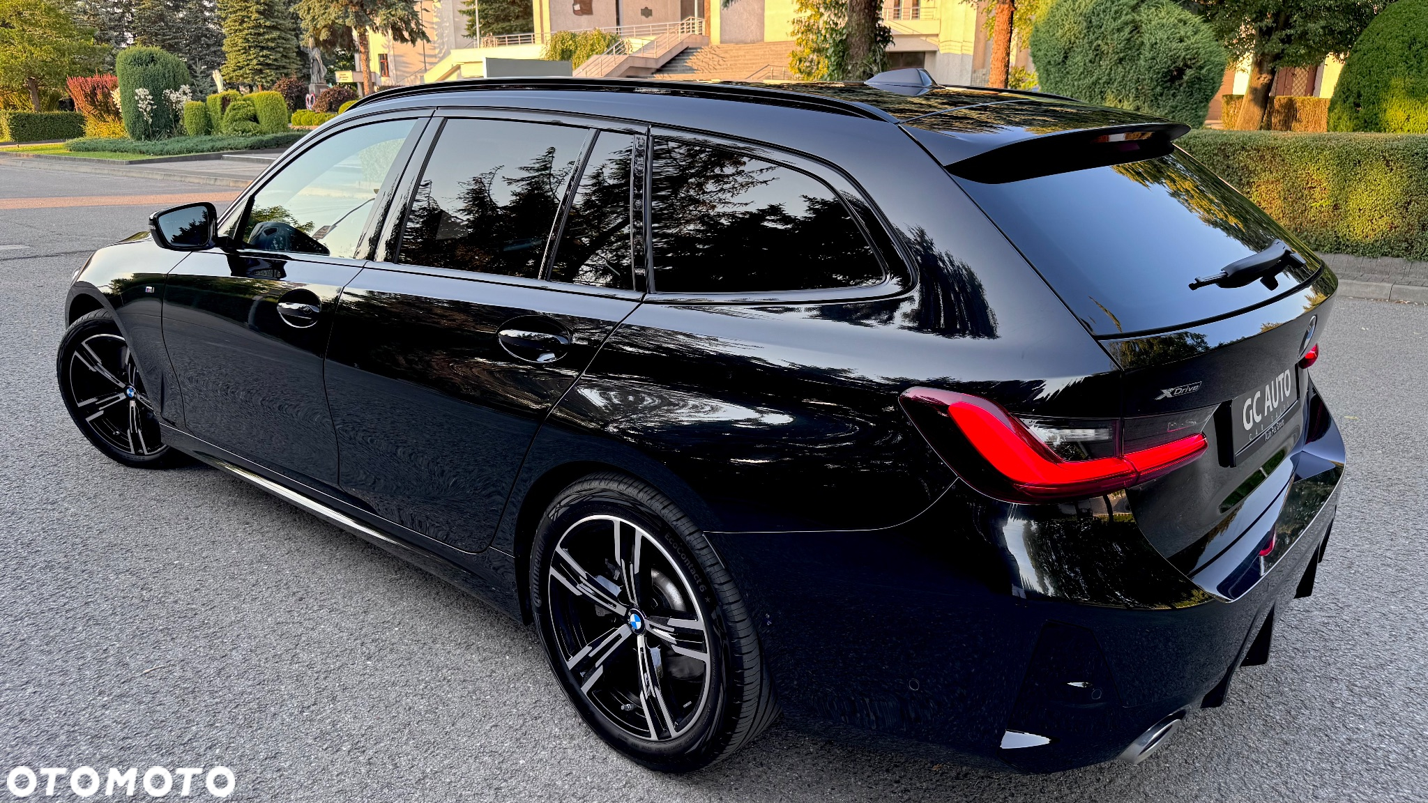 BMW Seria 3 330i xDrive M Sport - 8