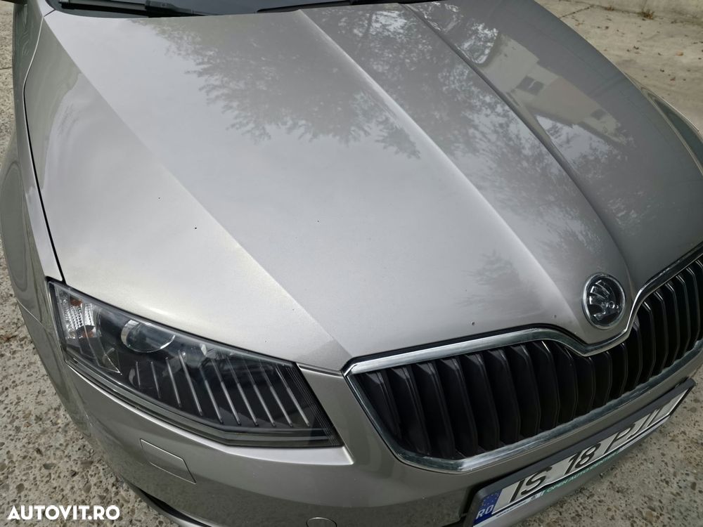 Skoda Octavia 1.8 TSI ELEGANCE - 9