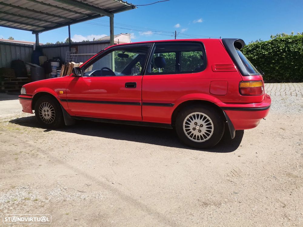 Toyota Corolla Hatchback 1.3 - 3