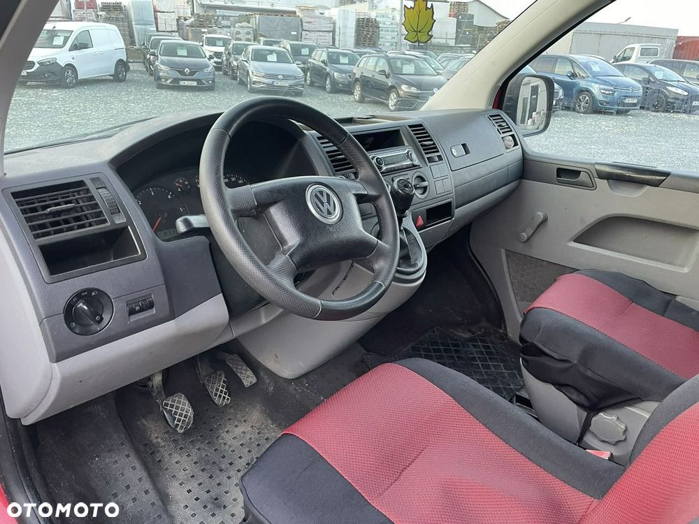 Volkswagen Transporter - 4