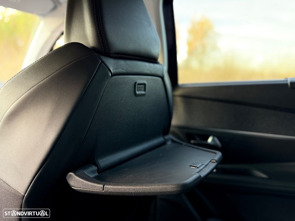 Peugeot 5008 1.2 PureTech Allure EAT8 - 12
