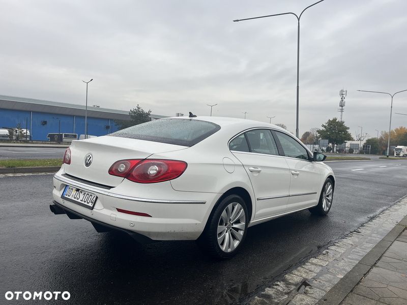 Volkswagen Passat CC 2.0 TSI - 16