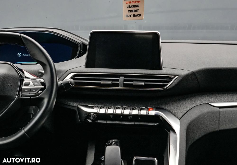 Peugeot 3008 PHEV 180 EAT8 Allure Pack - 18