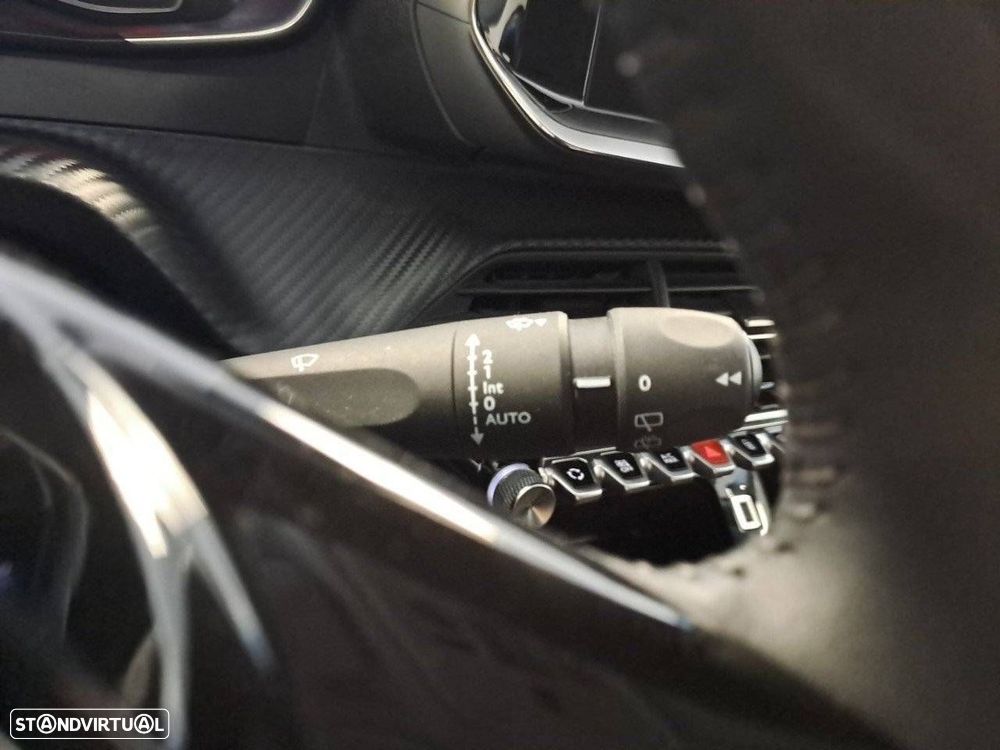 Peugeot 2008 1.2 PureTech Active Pack - 15