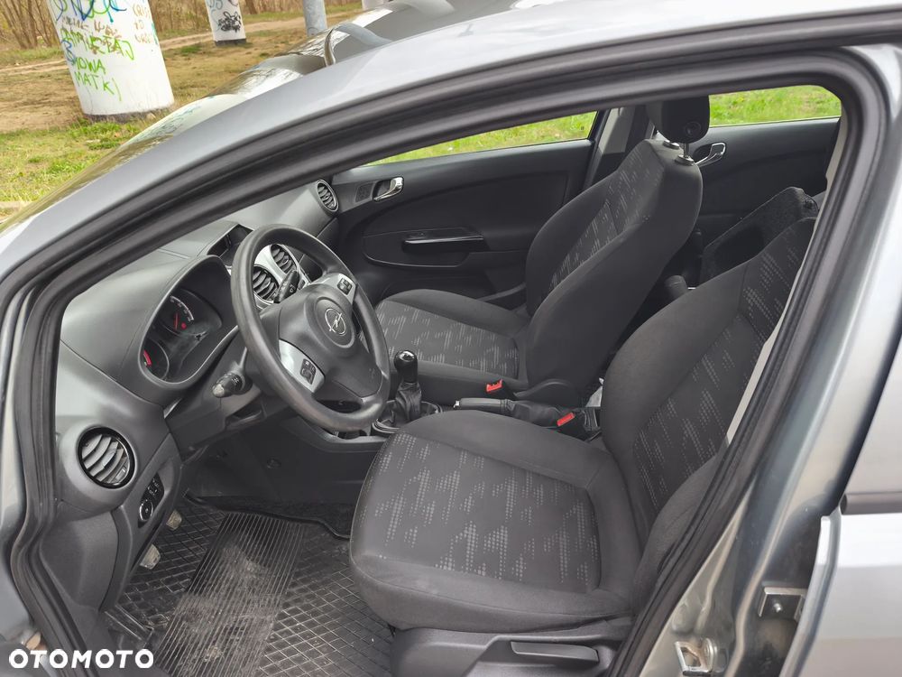 Opel Corsa 1.2 16V Edition / Active - 7