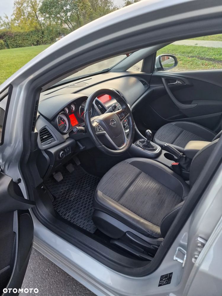 Opel Astra IV 1.4 T Active EU6 - 13