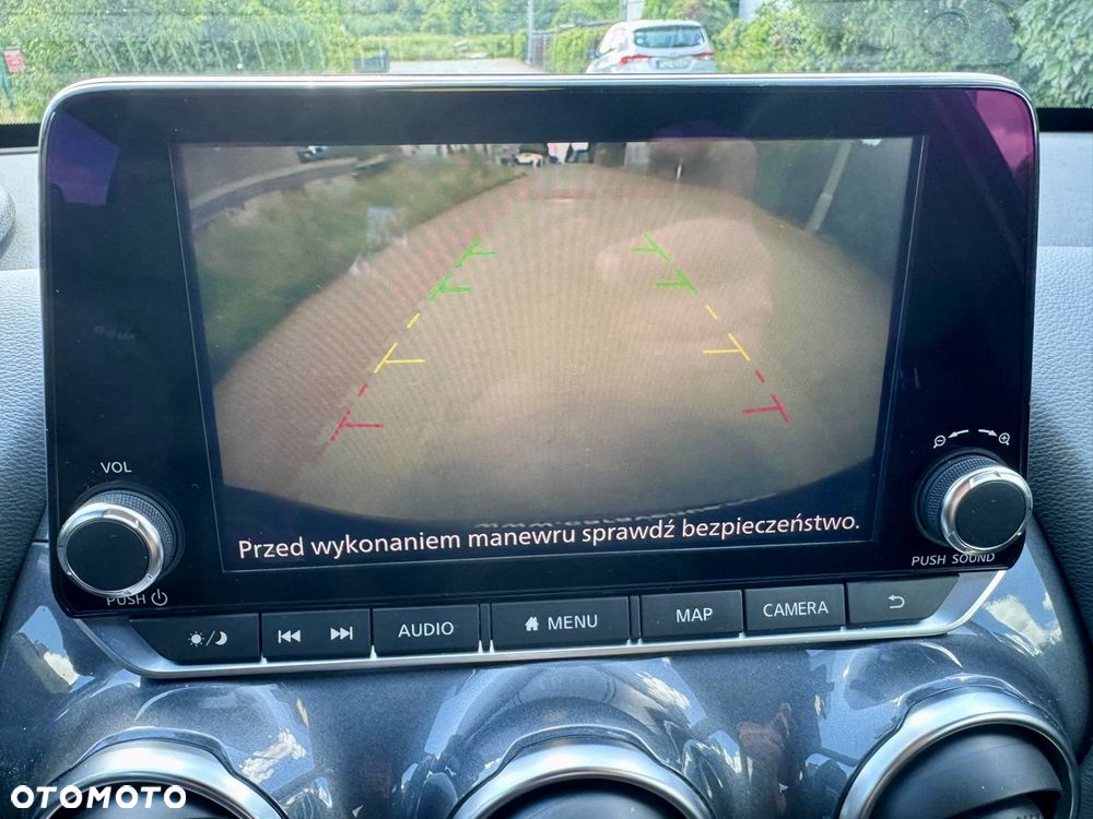 Nissan Juke 1.0 DIG-T N-Connecta - 19