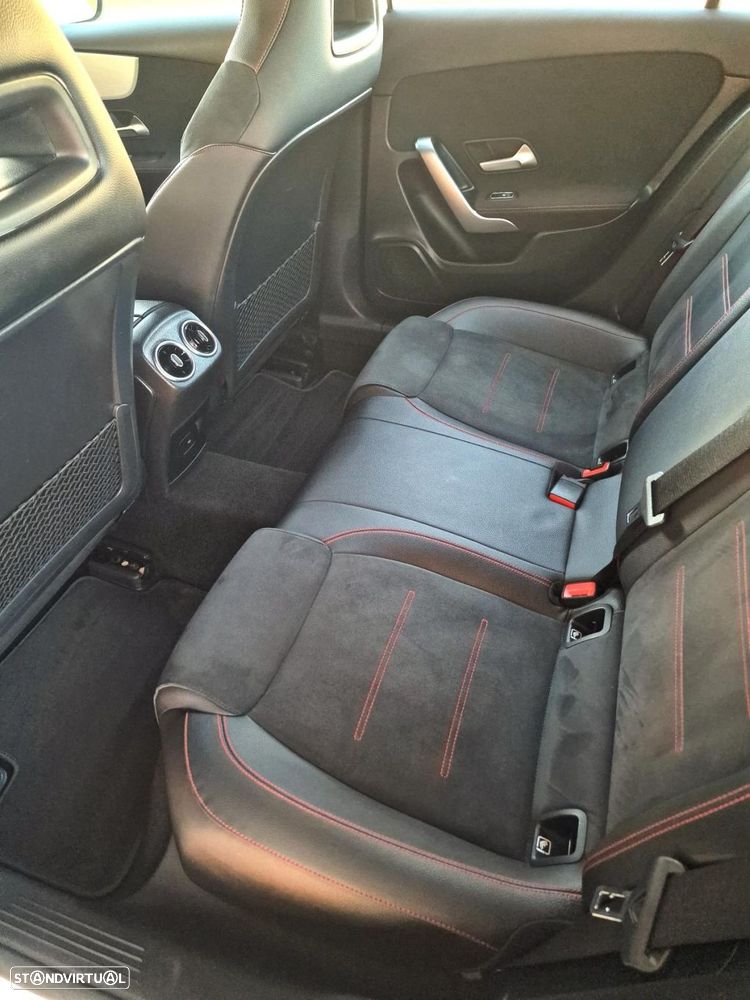 Mercedes-Benz A 180 d AMG Line Aut. — fotografia 17