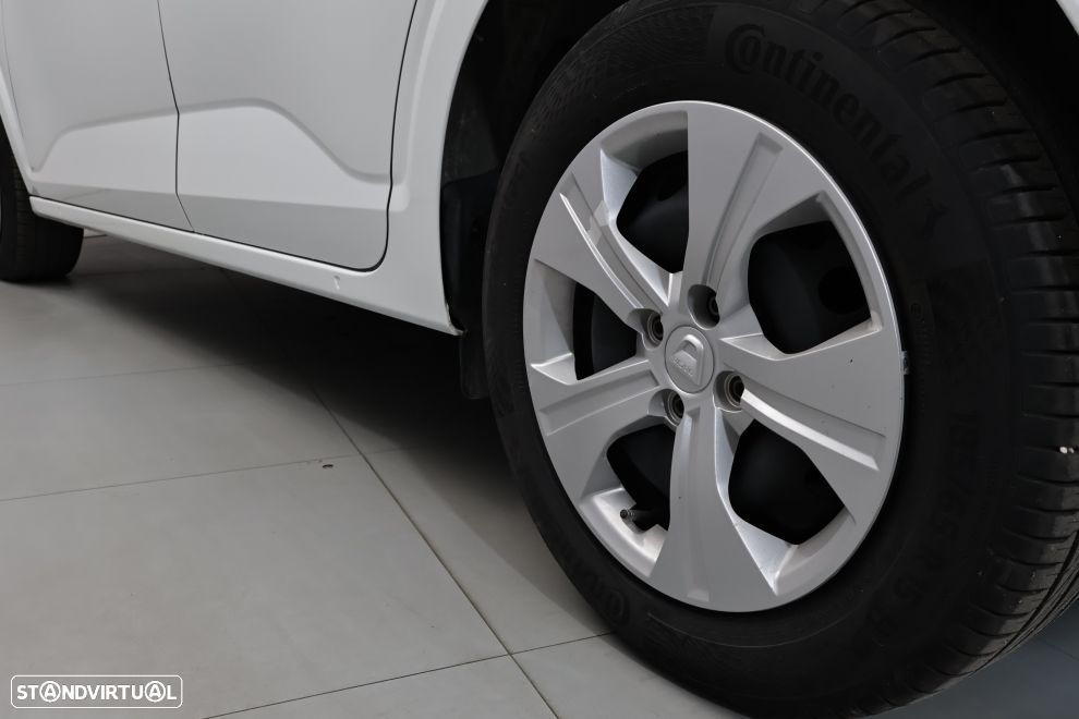 Dacia Sandero 1.0 SCe Essential - 13