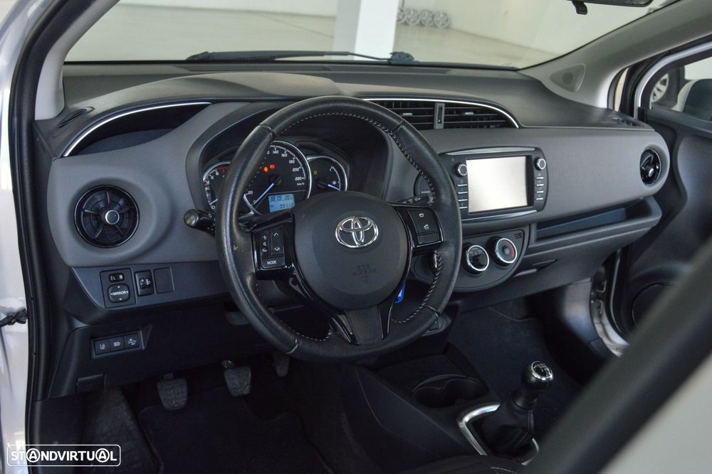 Toyota Yaris 1.0 VVT-i Comfort - 6