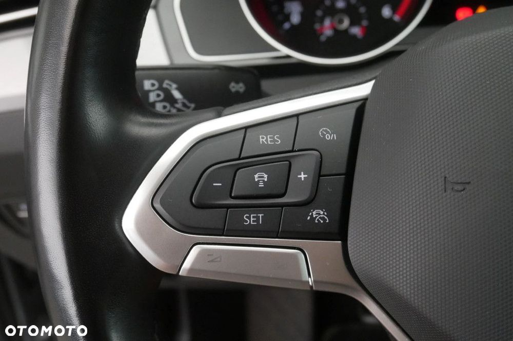 Volkswagen Passat Variant 2.0 TDI EVO Business - 23