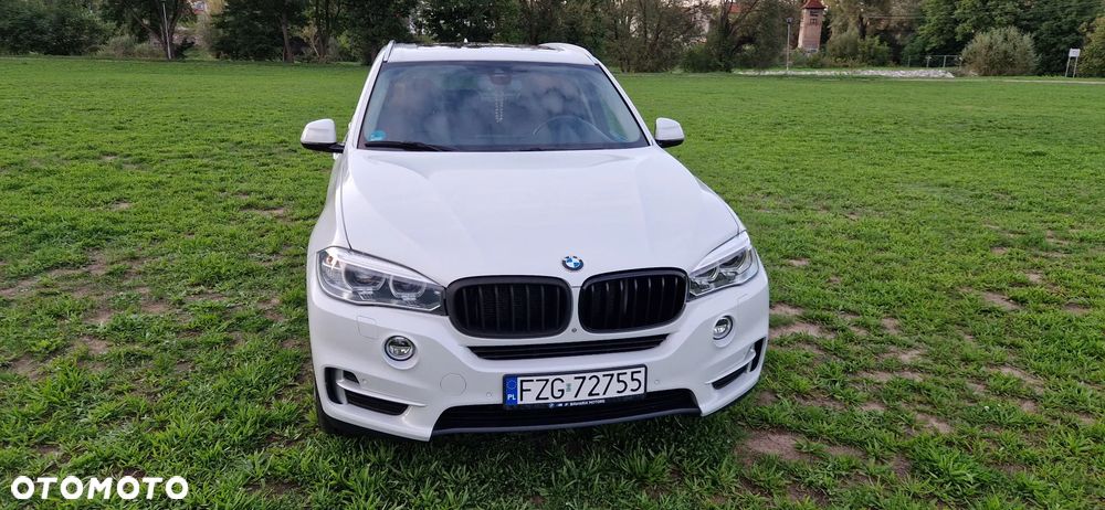 BMW X5 xDrive35i - 14