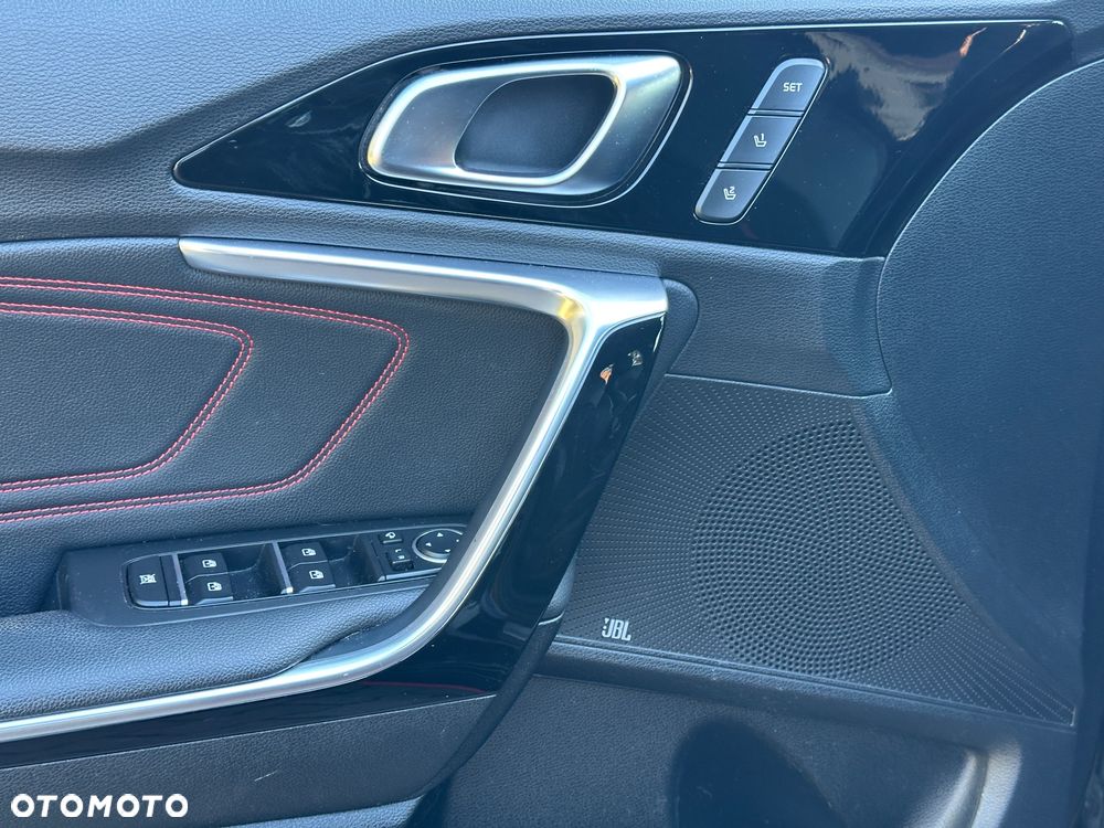 Kia ProCeed 1.6 T-GDI GT - 31